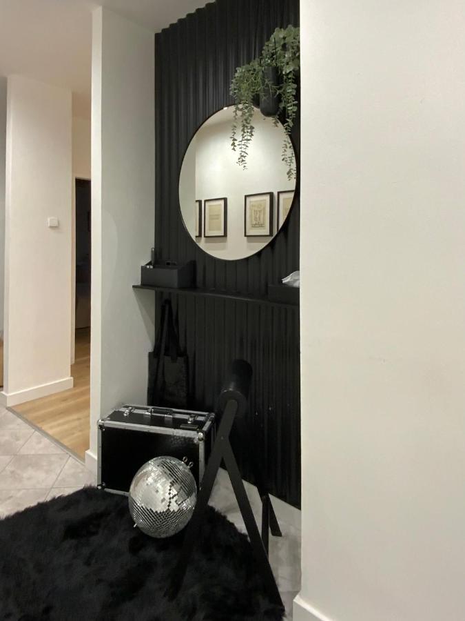 Urban Jungle By Zoom Apartament